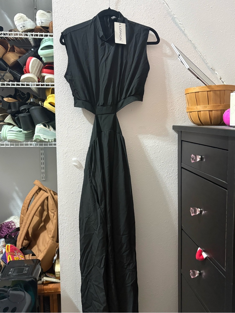 LOVAGAL Black Backless Sleeveless Maxi Dress